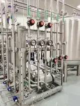 Sistema de almacenamiento y distribución