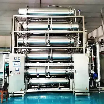 Destilador de agua de termocompresión multiefecto