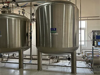 Sistema de generación y almacenamiento de agua purificada para una empresa farmacéutica de Uzbekistán