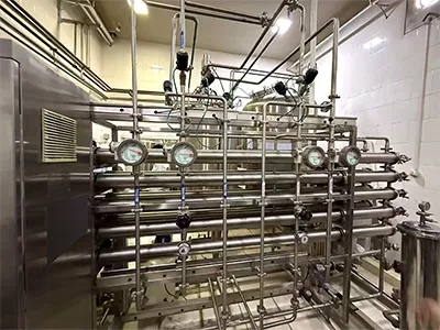 Sistema de agua purificada para una empresa de fabricación de medicamentos en forma sólida en Vietnam